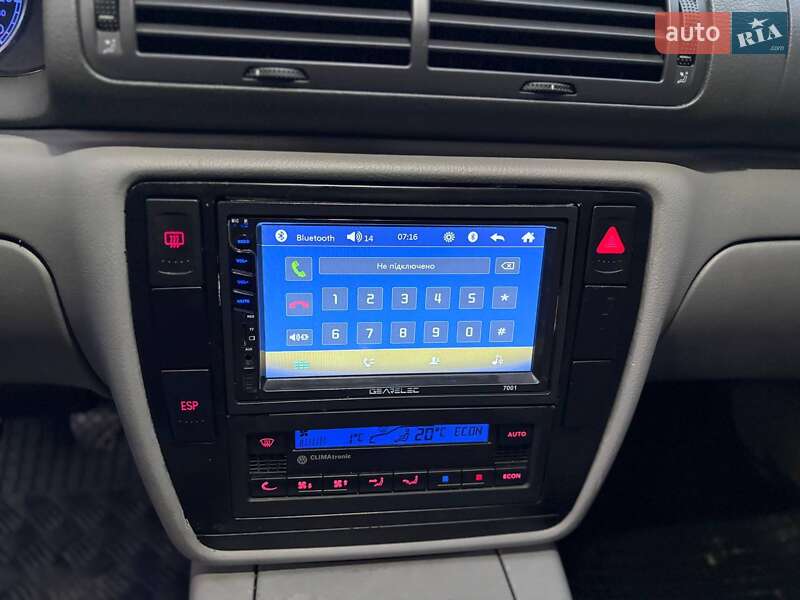 Седан Volkswagen Passat 2004 в Коломиї