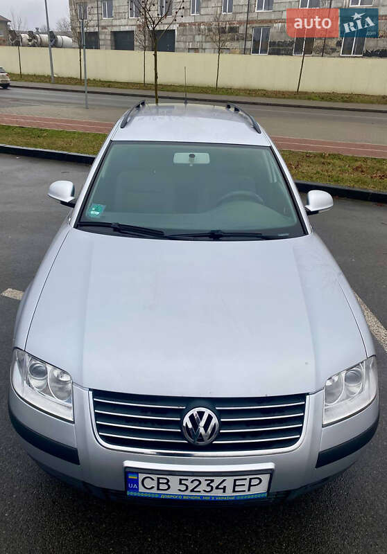 Універсал Volkswagen Passat 2004 в Чернігові