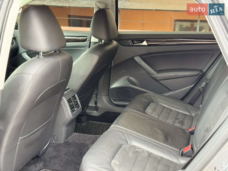 Седан Volkswagen Passat 2014 в Вінниці