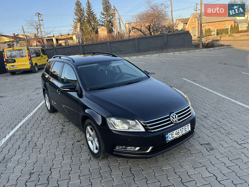 Седан Volkswagen Passat 2011 в Черновцах