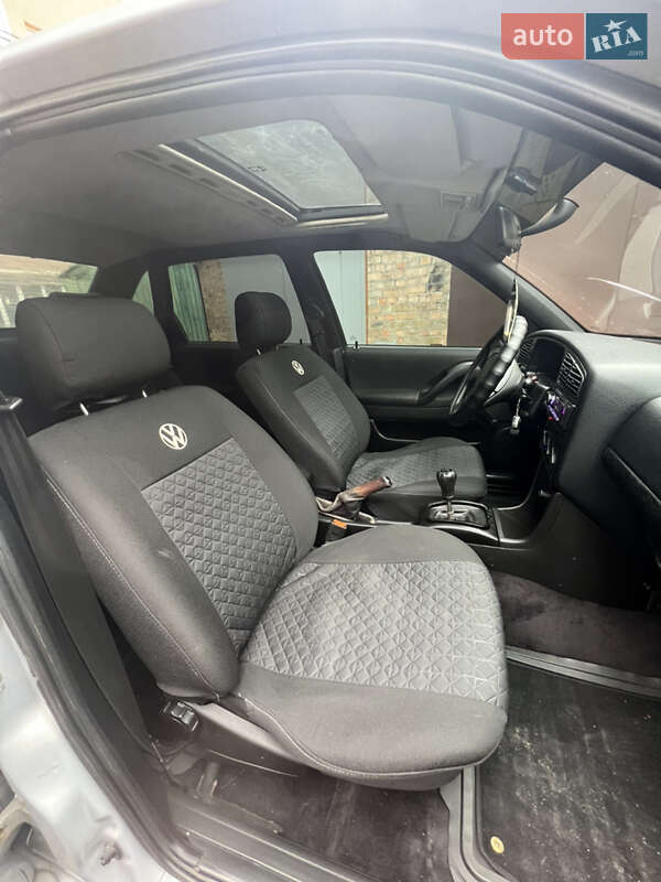 Седан Volkswagen Passat 1996 в Хмельницькому