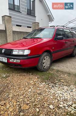 Универсал Volkswagen Passat 1996 в Одессе