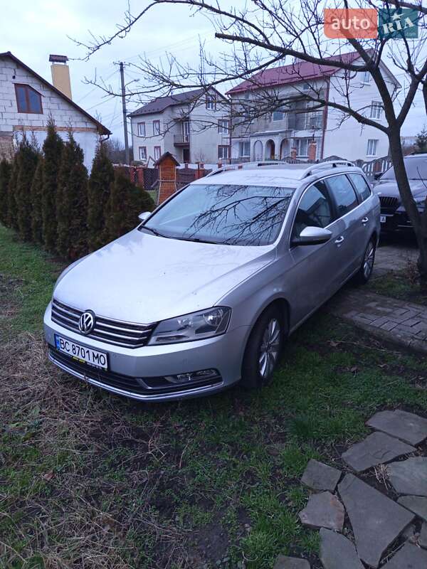 Універсал Volkswagen Passat 2011 в Шептицькому