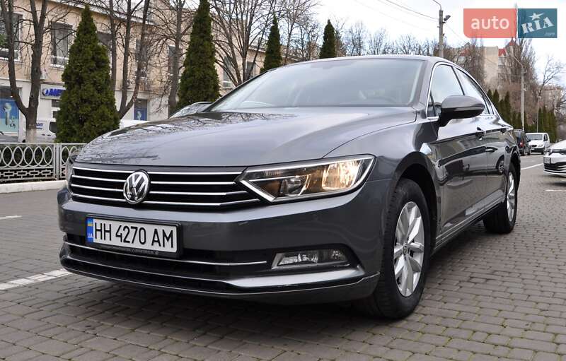 Седан Volkswagen Passat 2017 в Одесі фото 2 Седан Volkswagen Passat 2017 в Одесі