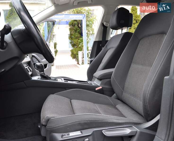 Седан Volkswagen Passat 2017 в Одесі фото 27 Седан Volkswagen Passat 2017 в Одесі