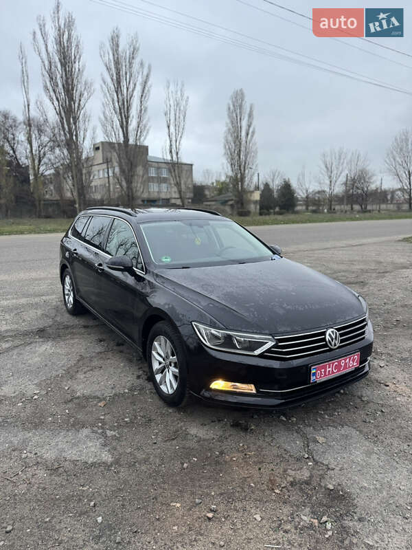 Універсал Volkswagen Passat 2015 в Білгороді-Дністровському