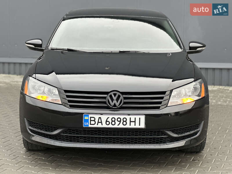 Седан Volkswagen Passat 2012 в Кропивницком