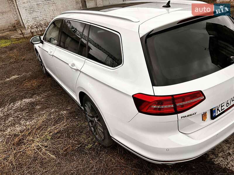 Універсал Volkswagen Passat 2018 в Дніпрі