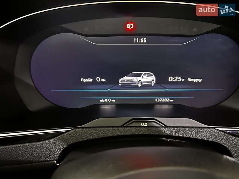 Універсал Volkswagen Passat 2018 в Дніпрі