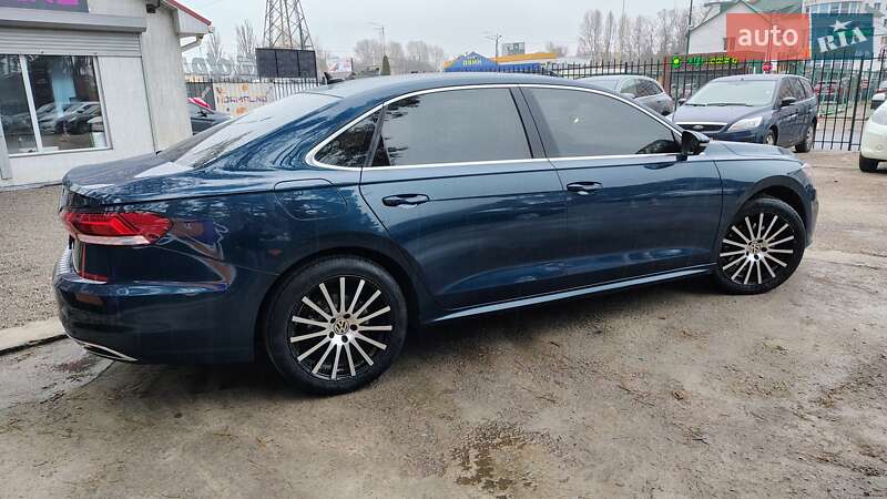 Седан Volkswagen Passat 2021 в Києві