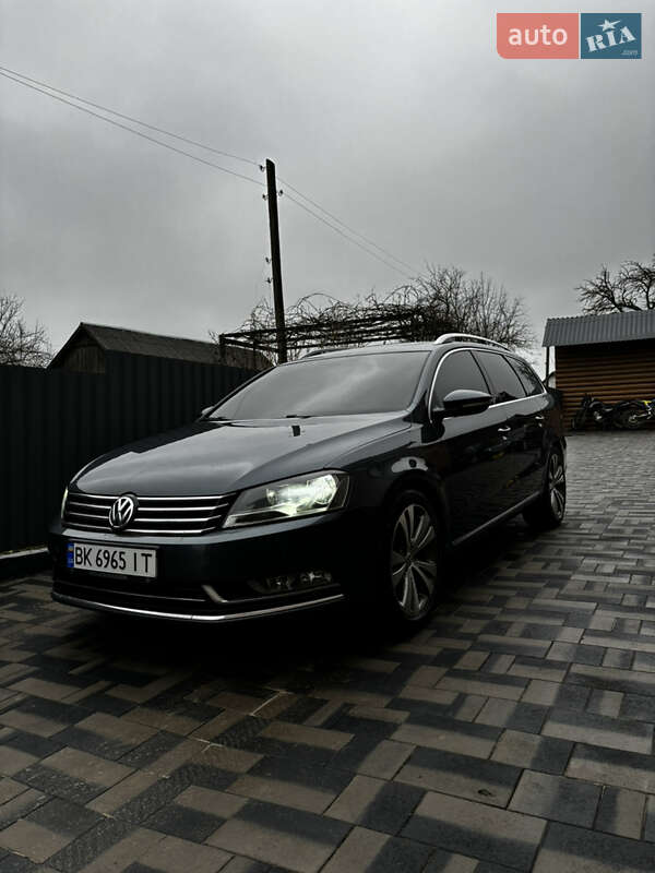 Универсал Volkswagen Passat 2012 в Березному