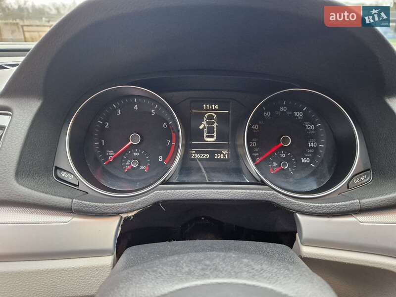 Седан Volkswagen Passat 2016 в Кропивницком