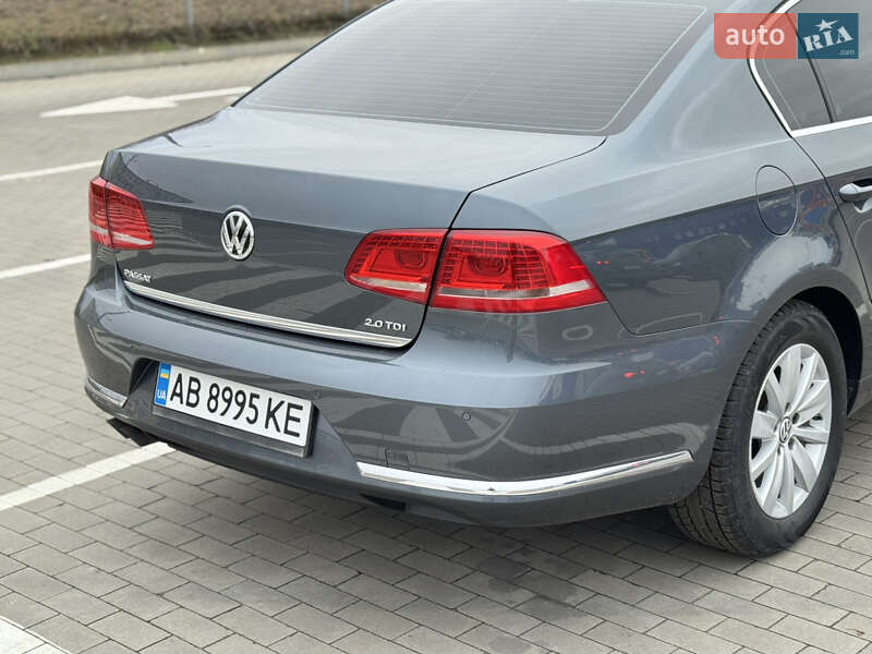 Седан Volkswagen Passat 2011 в Виннице