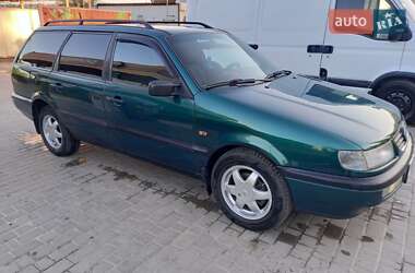 Универсал Volkswagen Passat 1996 в Сумах