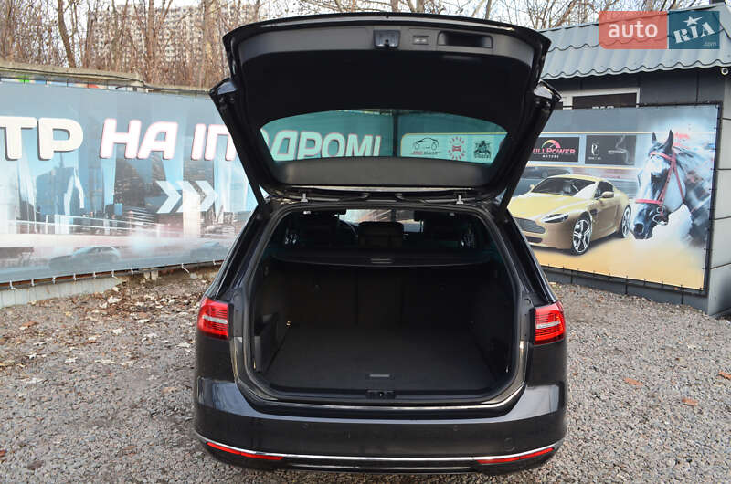 Універсал Volkswagen Passat 2017 в Києві