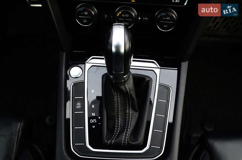 Універсал Volkswagen Passat 2017 в Києві