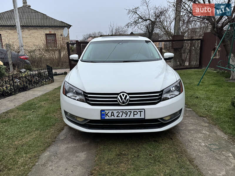 Седан Volkswagen Passat 2012 в Киеве фото 8 Седан Volkswagen Passat 2012 в Киеве