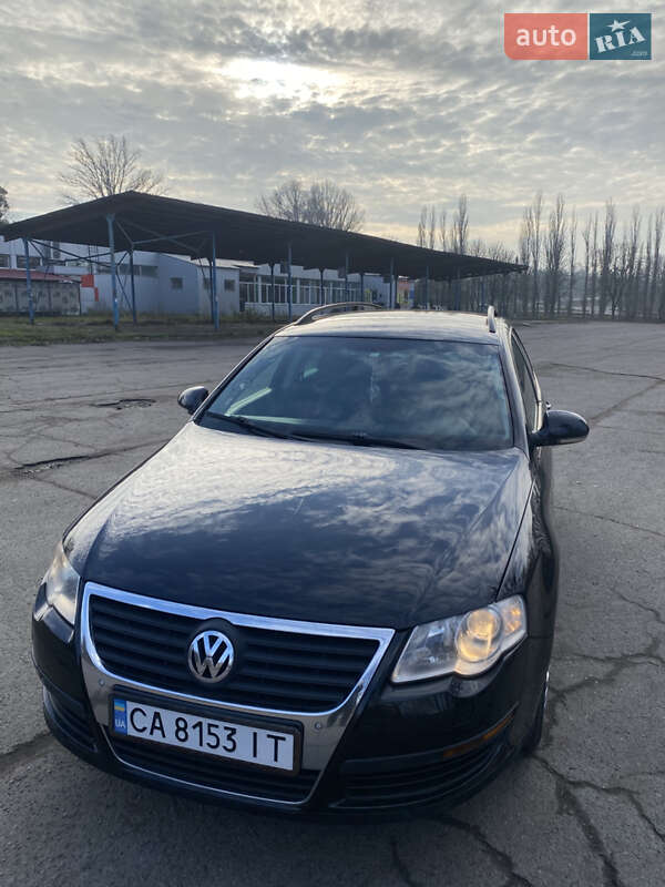 Універсал Volkswagen Passat 2006 в Тальному
