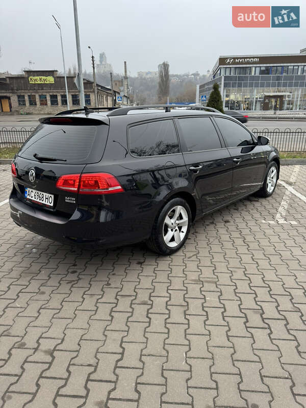 Универсал Volkswagen Passat 2013 в Киеве