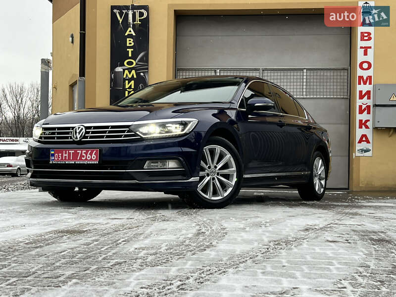 Седан Volkswagen Passat 2019 в Дрогобыче
