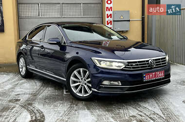 Седан Volkswagen Passat 2019 в Дрогобыче