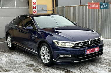 Седан Volkswagen Passat 2019 в Дрогобыче