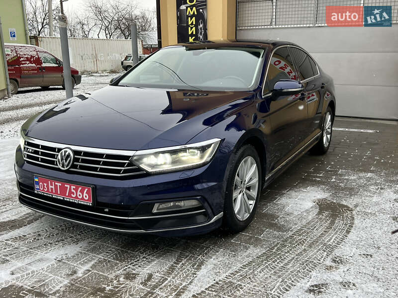 Седан Volkswagen Passat 2019 в Дрогобыче