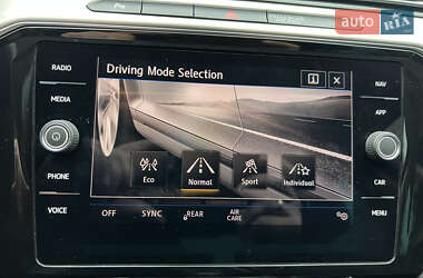 Седан Volkswagen Passat 2019 в Дрогобыче