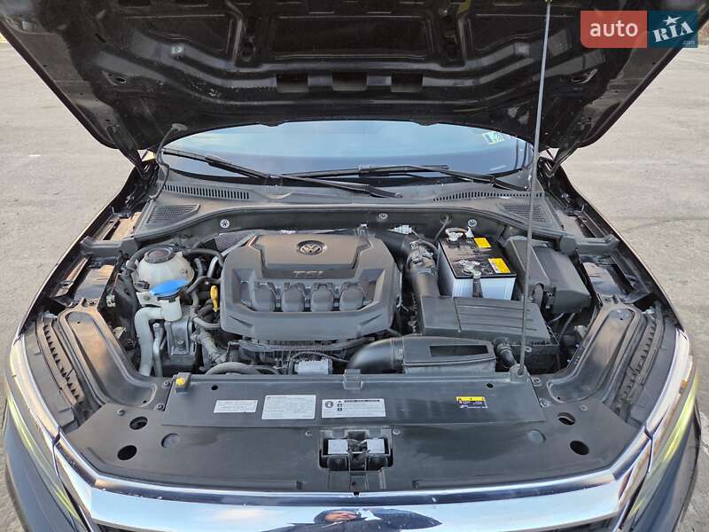 Седан Volkswagen Passat 2020 в Києві