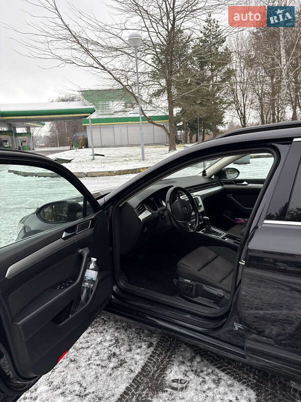 Універсал Volkswagen Passat 2015 в Стрию