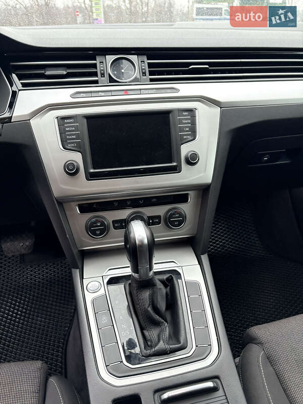 Універсал Volkswagen Passat 2015 в Стрию