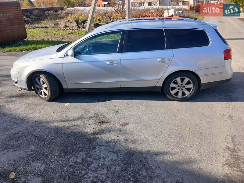 Універсал Volkswagen Passat 2009 в Києві