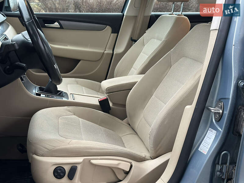 Универсал Volkswagen Passat 2011 в Дрогобыче фото 44 Универсал Volkswagen Passat 2011 в Дрогобыче