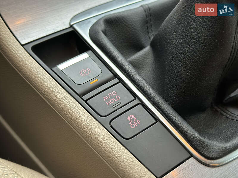 Универсал Volkswagen Passat 2011 в Дрогобыче фото 56 Универсал Volkswagen Passat 2011 в Дрогобыче
