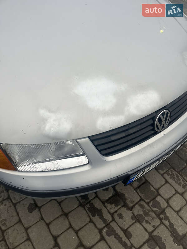 Седан Volkswagen Passat 1997 в Ковеле