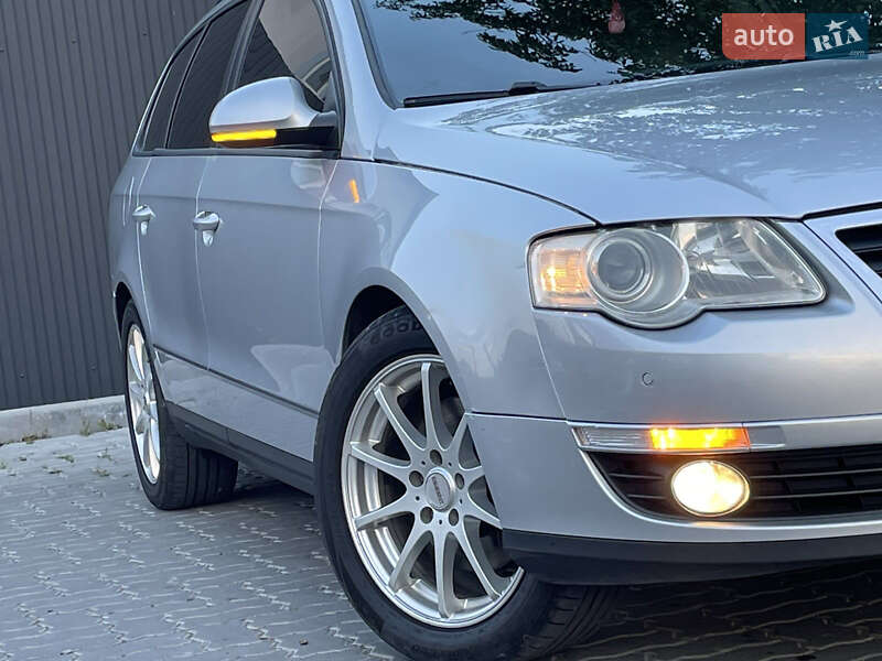 Універсал Volkswagen Passat 2006 в Дрогобичі