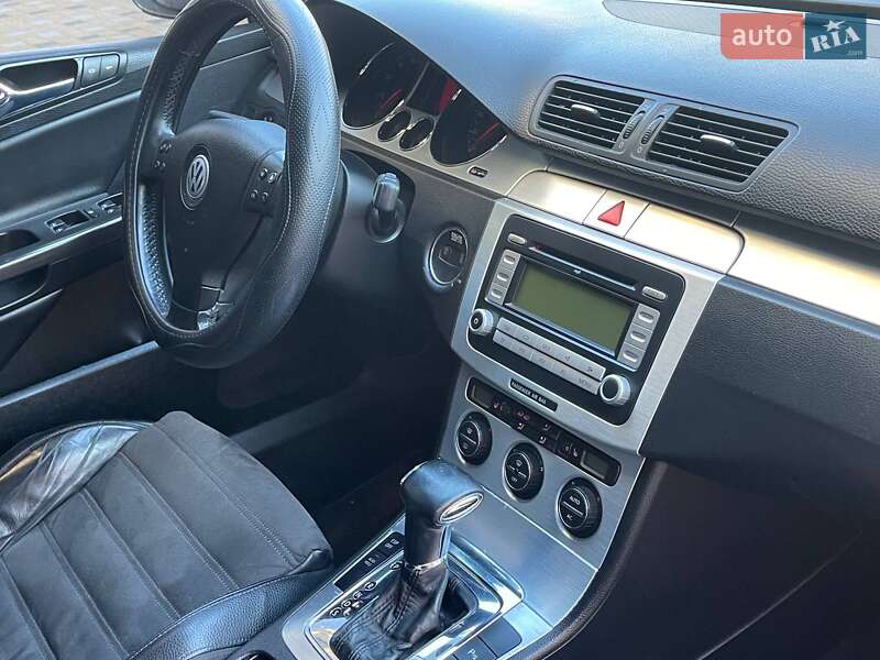 Седан Volkswagen Passat 2008 в Николаеве