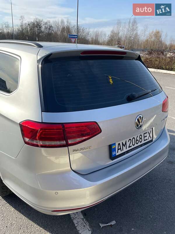 Универсал Volkswagen Passat 2016 в Звягеле