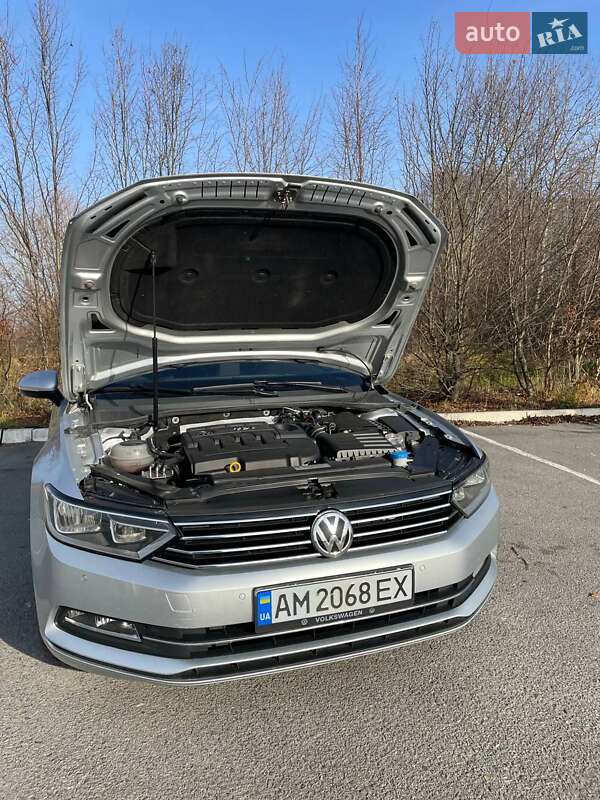 Универсал Volkswagen Passat 2016 в Звягеле