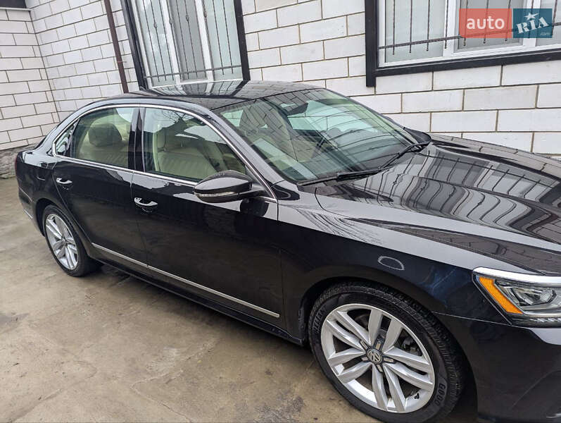 Седан Volkswagen Passat 2017 в Києві