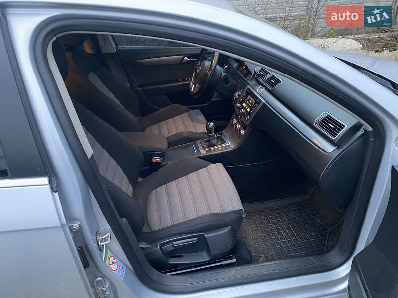 Универсал Volkswagen Passat 2014 в Кропивницком