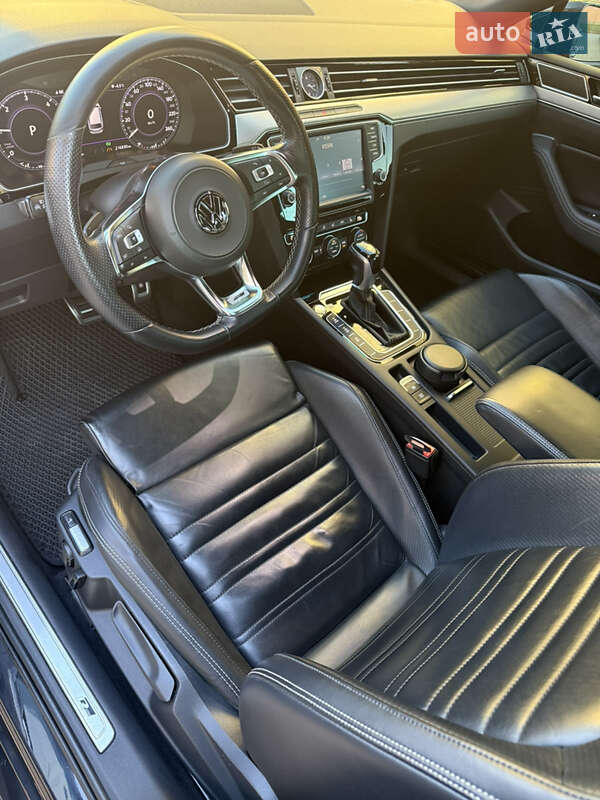 Універсал Volkswagen Passat 2017 в Одесі