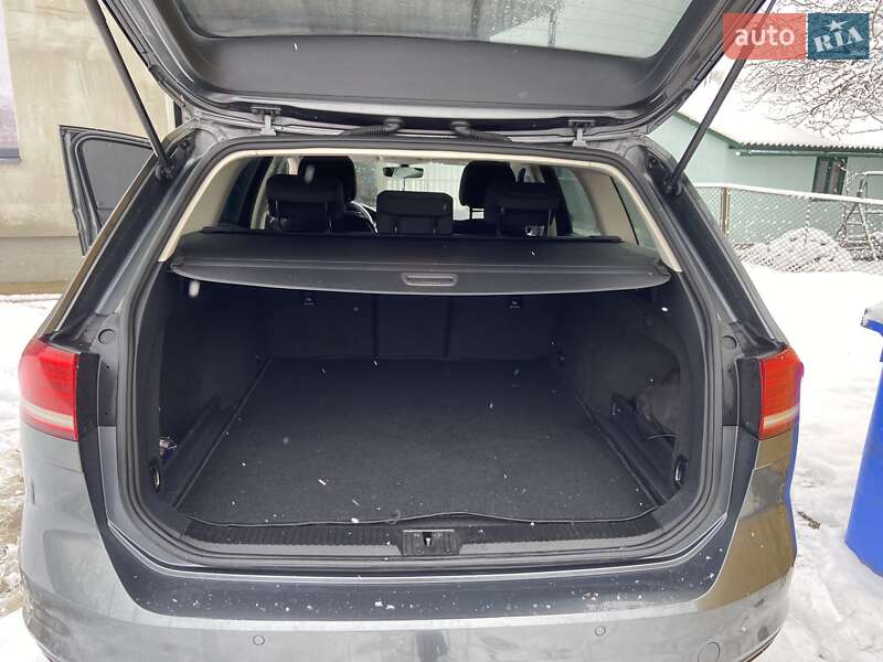 Универсал Volkswagen Passat 2017 в Ивано-Франковске