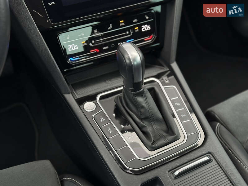 Седан Volkswagen Passat 2022 в Броварах