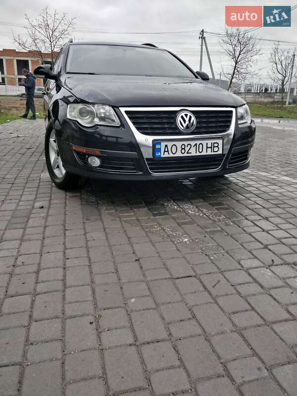 Универсал Volkswagen Passat 2009 в Ужгороде