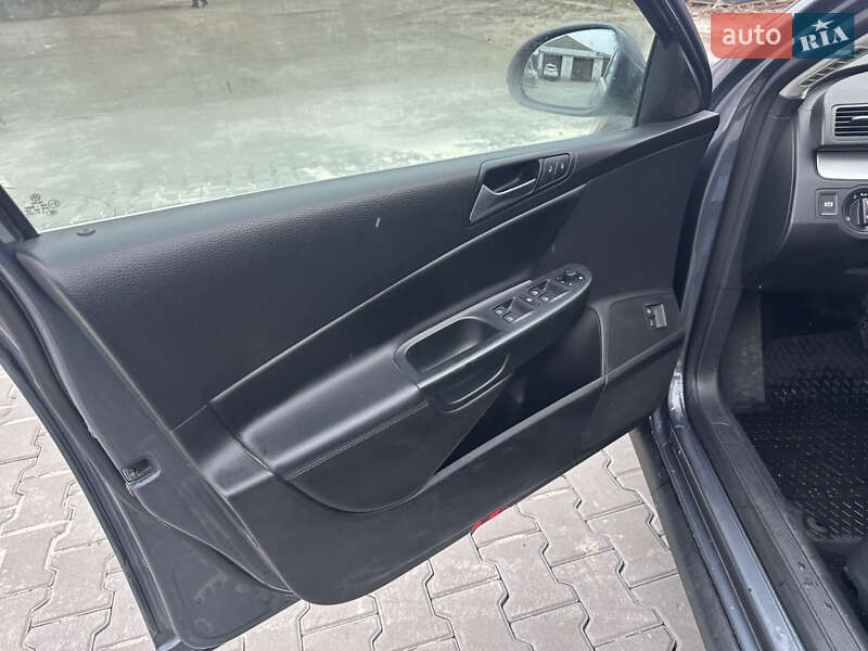 Універсал Volkswagen Passat 2010 в Ніжині