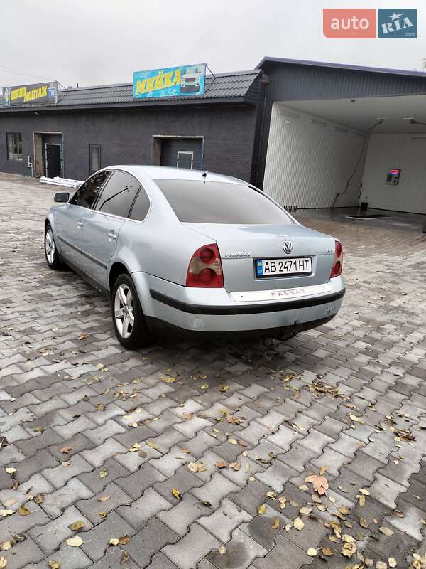 Седан Volkswagen Passat 2000 в Дашеве