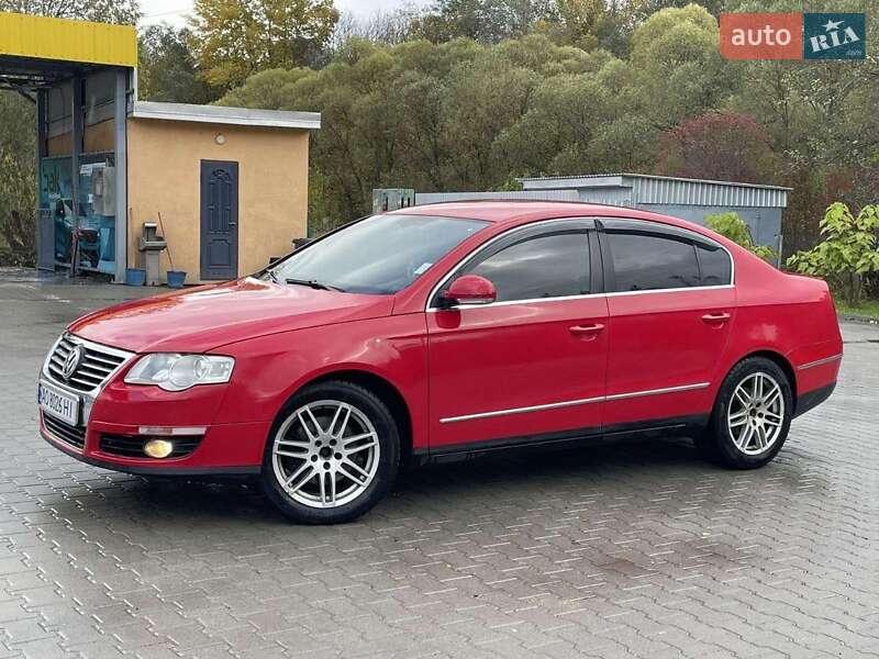 Седан Volkswagen Passat 2005 в Славском