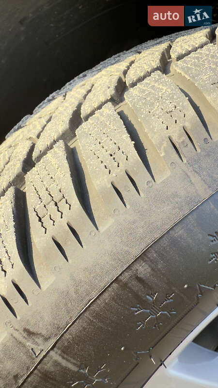 Універсал Volkswagen Passat 2022 в Вараші