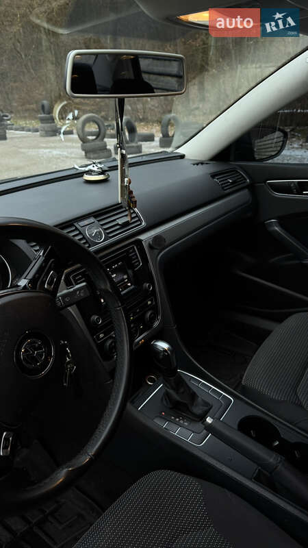 Седан Volkswagen Passat 2016 в Киеве